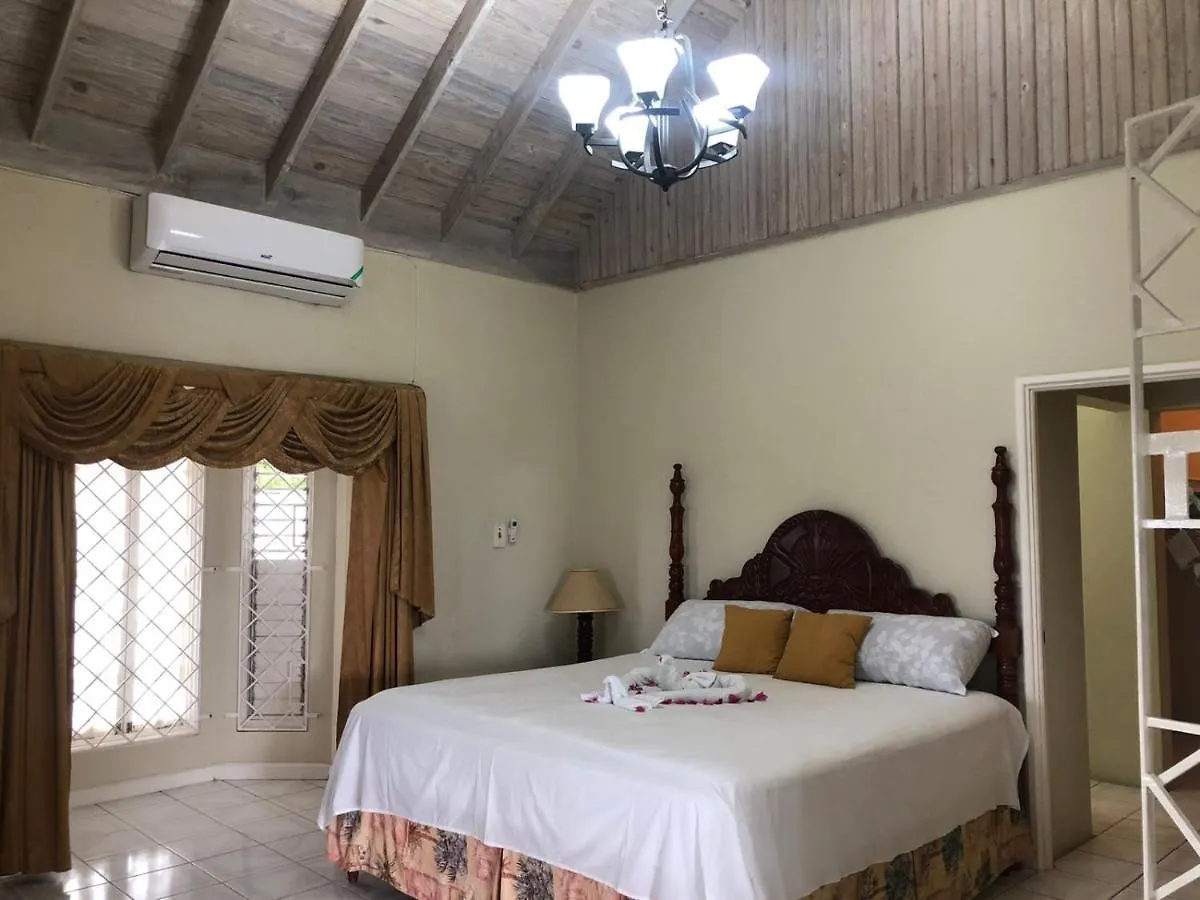 Guest house Hunters Villa Montego Bay